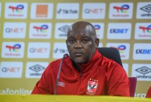 Afrique du Sud : Pistol Mosimane confirme des contacts pour succéder à Hugo Broos