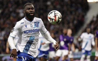 Auxerre : Une offre de 7 millions d&rsquo;euros de Paris FC pour Lassina Sinayoko
