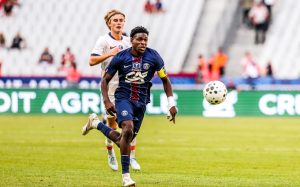 Mercato : Emmanuel Mbemba quitte le PSG pour un autre club parisien
