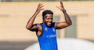 Marseille : Faris Moumbagna poussé vers la sortie