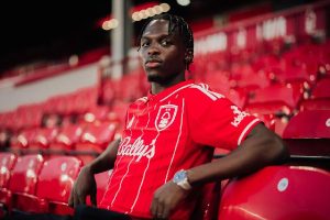 Nottingham Forest : Dilane Bakwa va retrouver la Ligue 1 avec Lille