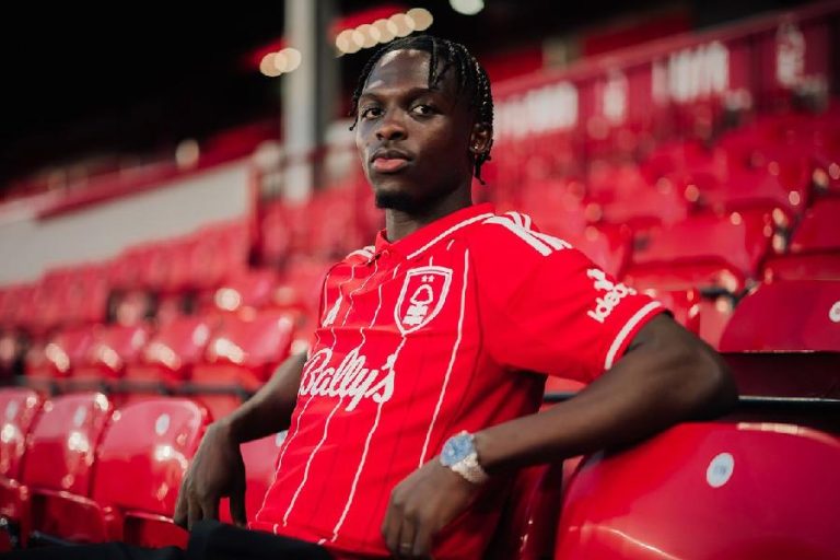 Nottingham Forest : Dilane Bakwa va retrouver la Ligue 1 avec Lille