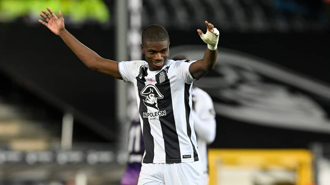 Belgium: Cheick Keita scores for Charleroi