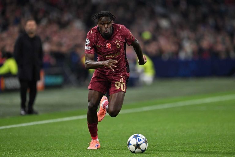 Mercato : Liverpool garderait un œil sur Wilfried Singo