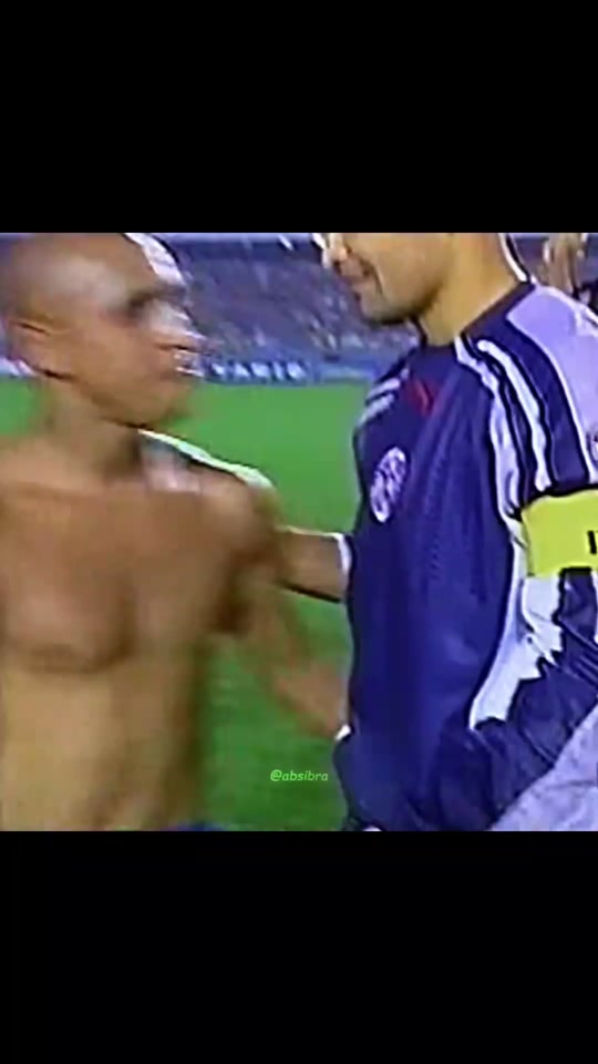 Roberto Carlos skills 🇧🇷👑 #brazil #futebol