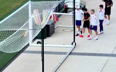 🔥 Les Parisiens à l&rsquo;échauffement veille de Rennes-PSG — Luis Enrique en grande discussion avec Vitinha