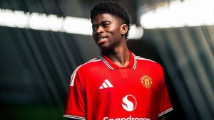Mercato : Carlos Baleba à Manchester United, c&rsquo;est officiel !