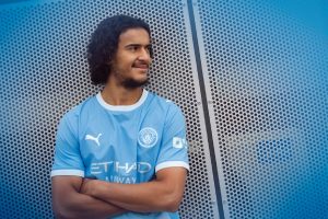 Mercato : Ayyoub Bouaddi détrôné par Bradley Barcola