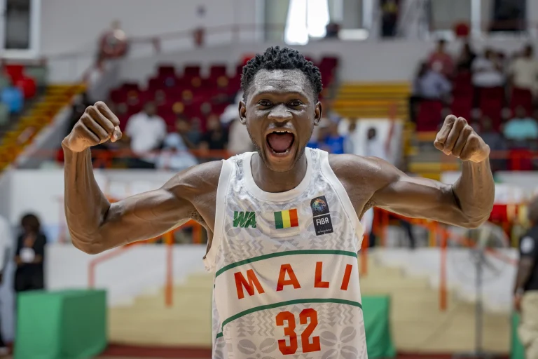 Le Mali domine la Tunisie et se qualifie pour les quarts de finale de l'Afrobasket U18