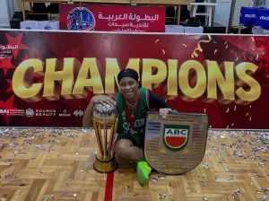 Cierra Dillard a remporté avec le Sporting Club d'Alexandrie le Championnat arabe des clubs féminins de basket-ball