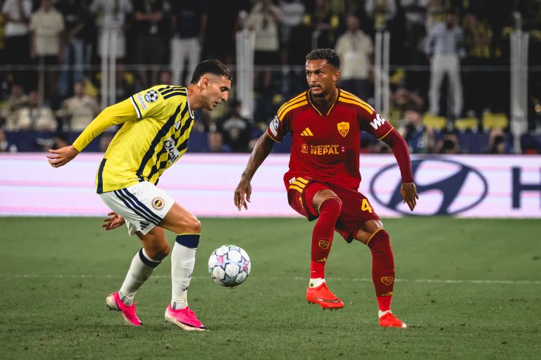 Ligue des champions UEFA : Fenerbahçe mené au score par As Roma à la pause