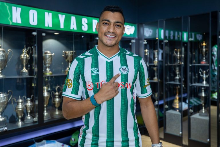 Officiel : Konyaspor s&rsquo;offre l&rsquo;attaquant égyptien Mohamed Mostafa