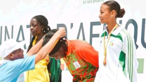 Natation : Kouraogo Imann Firdaous décroche deux médailles d’or à Dakar