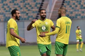 Ligue des Champions CAF : la JS Saoura mène Horoya à la mi-temps !