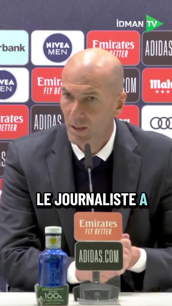 On a demandé à Zinédine Zidane quels étaient les meilleurs milieu qu'...
