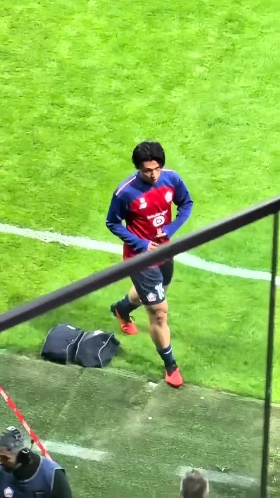 ⚪️ Ayase Ueda, la nouvelle recrue du LOSC, titulaire face au Real Be...