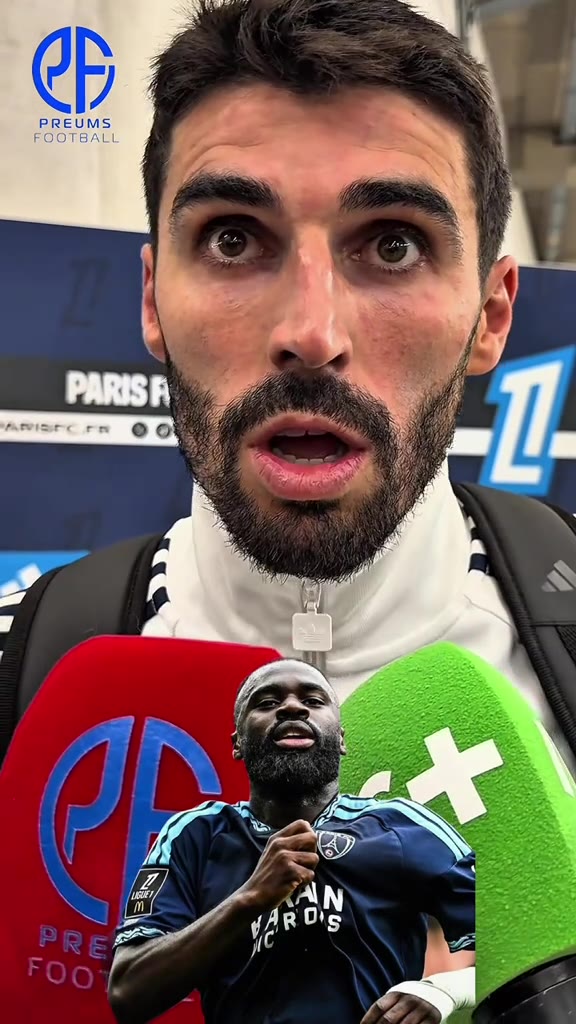 ️ « C’est un attaquant hyper généreux, notre premier défenseur. »  ...