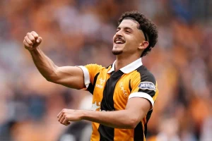 Hull City : le père de Bachir Belloumi ouvre la porte à un départ vers un grand club