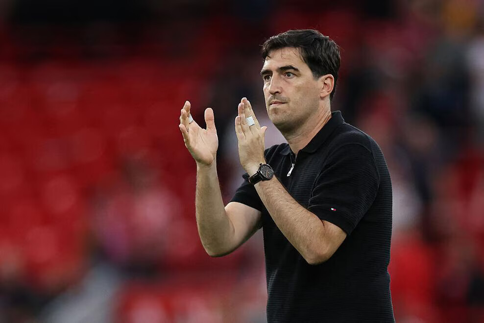 Andoni Iraola dispute son premier en tant qu'entraîneur en Ligue des champions UEFA