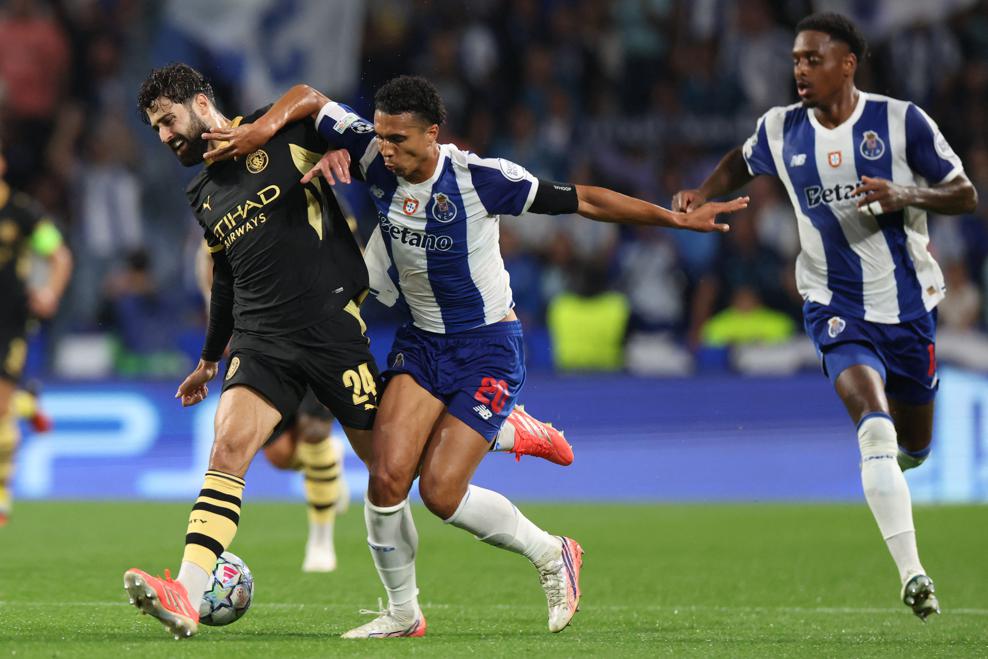 Le FC Porto tient en échec Manchester City à la mi-temps de la première journée de Ligue des champions UEFA 