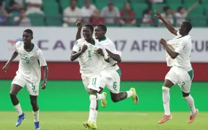 Le Sénégal domine la Guinée à la mi-temps de la demi-finale du tournoi UFOA A U17