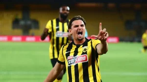 Ligue des champions UEFA : l’AEK Athènes prend les devants face au LASK grâce à Razvan Marin