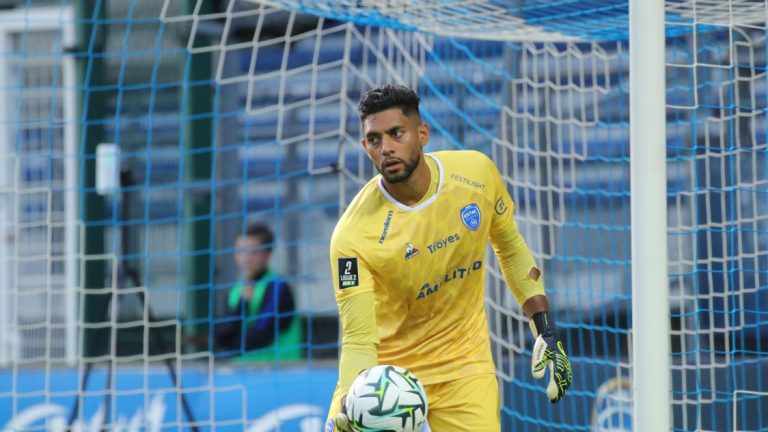 Zacharie Boucher et Roman Ferber, deux renforts dans l'équipe des Barea de Madagascar en route pour les éliminatoires de la CAN 2027