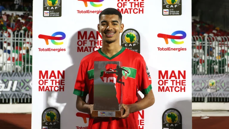 Zakaria Ouazane : le crack marocain de 19 ans réalise un transfert et reste aux Pays-Bas