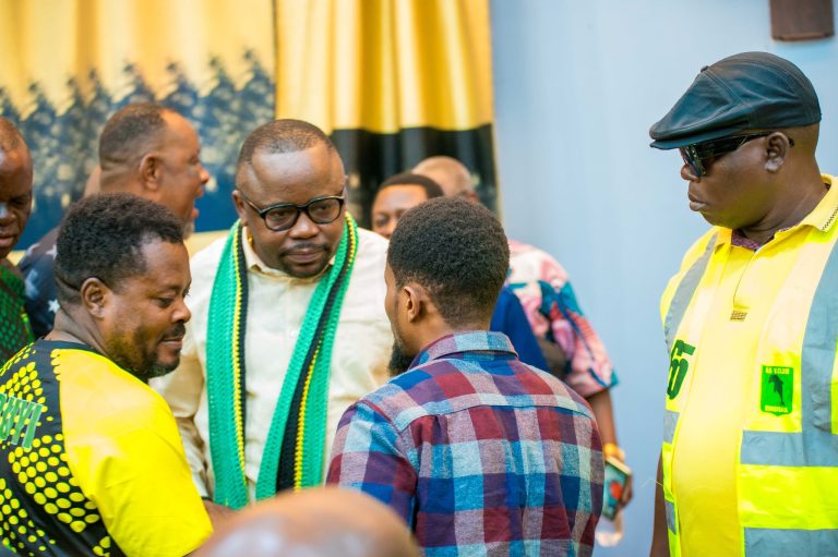 RDC : Flory Mapamboli prêt à s&rsquo;effacer pour préserver l&rsquo;unité de Vita Club
