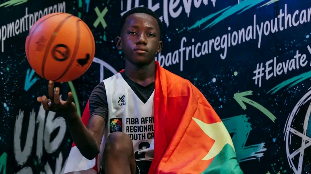 Basketball : Salvador Yaméogo représente le Burkina Faso au camp régional de la FIBA à Abidjan