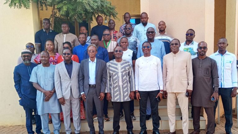 Burkina Faso/AS Douanes : le club renforce les capacités de ses dirigeants pour professionnaliser sa gestion