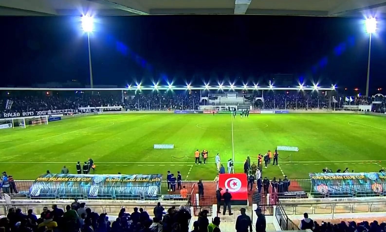 Coupe CAF : le CS Sfaxien réclame la pleine capacité du stade pour son choc face à l'AFAD