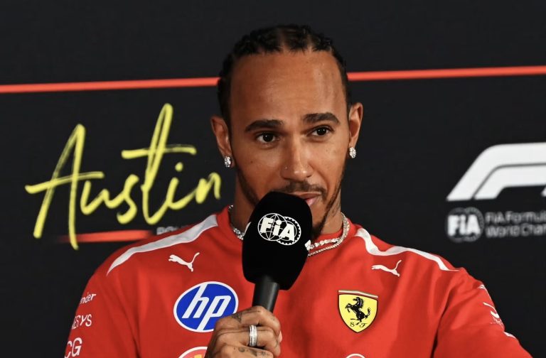 Formule 1 : Sir Lewis Hamilton hausse le ton et lance un vibrant appel à « libérer le Congo »