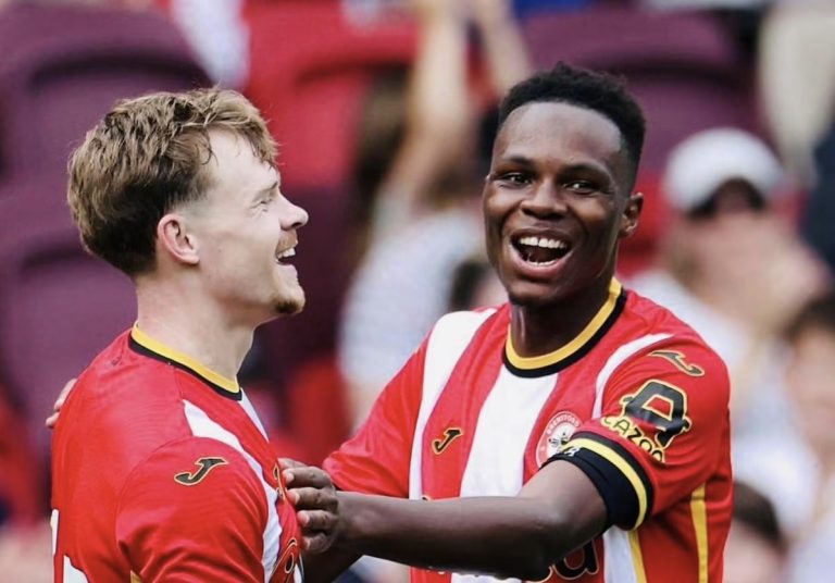 Brentford : pourquoi Mamadou Sangaré se rend à l&rsquo;entraînement en taxi ?