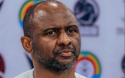 Sénégal : « Il y a 22 millions d’entraîneurs », Vieira répond aux critiques