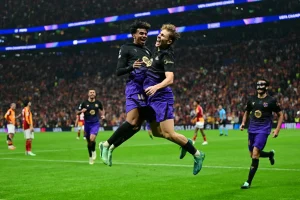 Le FC Barcelone bat Galatasaray lors de la 2è journée de la Ligue des champions UEFA et reste invaincu
