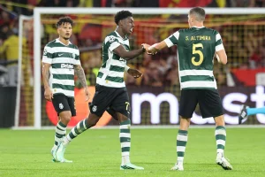Le Sporting CP corse le score devant le RC Lens lors de la 2è journée de la Ligue des champions UEFA