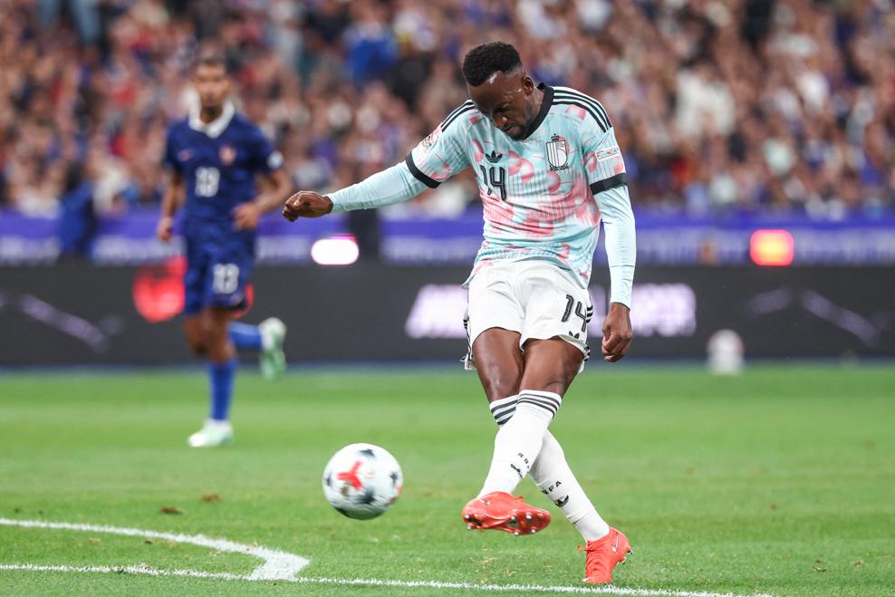 La Belgique mène devant la France à la mi-temps, en Ligue des nations