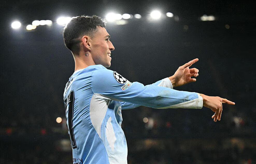 Phil Foden s'offre un triplé contre l'AEK Athens en Ligue des champions UEFA