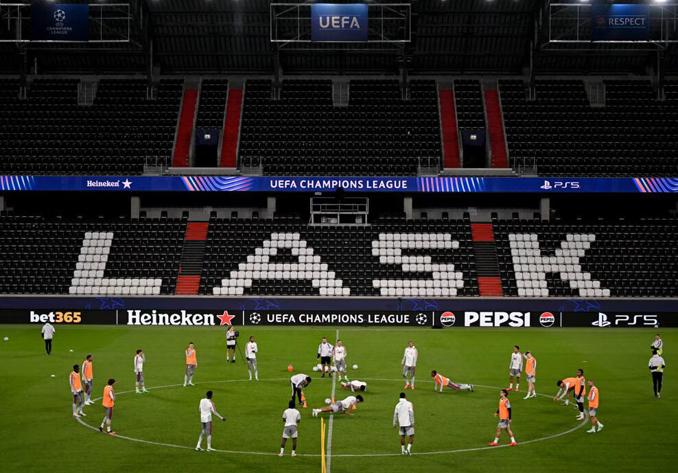 Les compositions officielles de LASK vs Liverpool