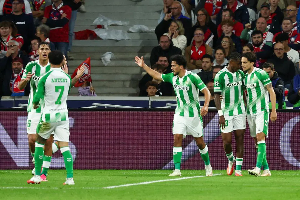 Les compositions officielles de Real Betis vs FC Porto en Ligue des champions UEFA