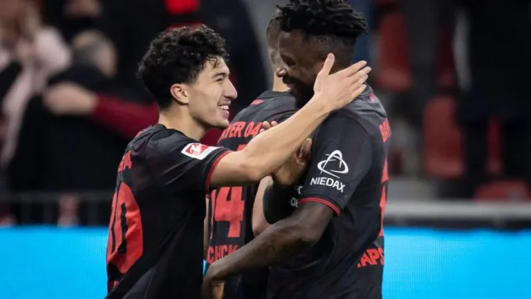 Bayer Leverkusen : Edmond Tapsoba voit Ibrahim Maza parmi les meilleurs joueurs du monde