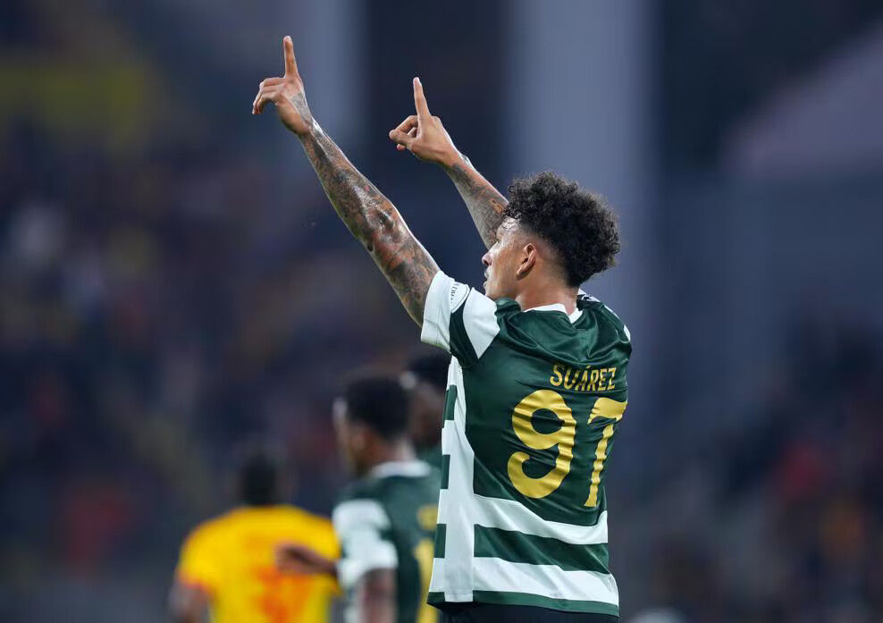 Luis Suarez ouvre le score pour le Sporting CP, face au RC Lens en Ligue des champions UEFA