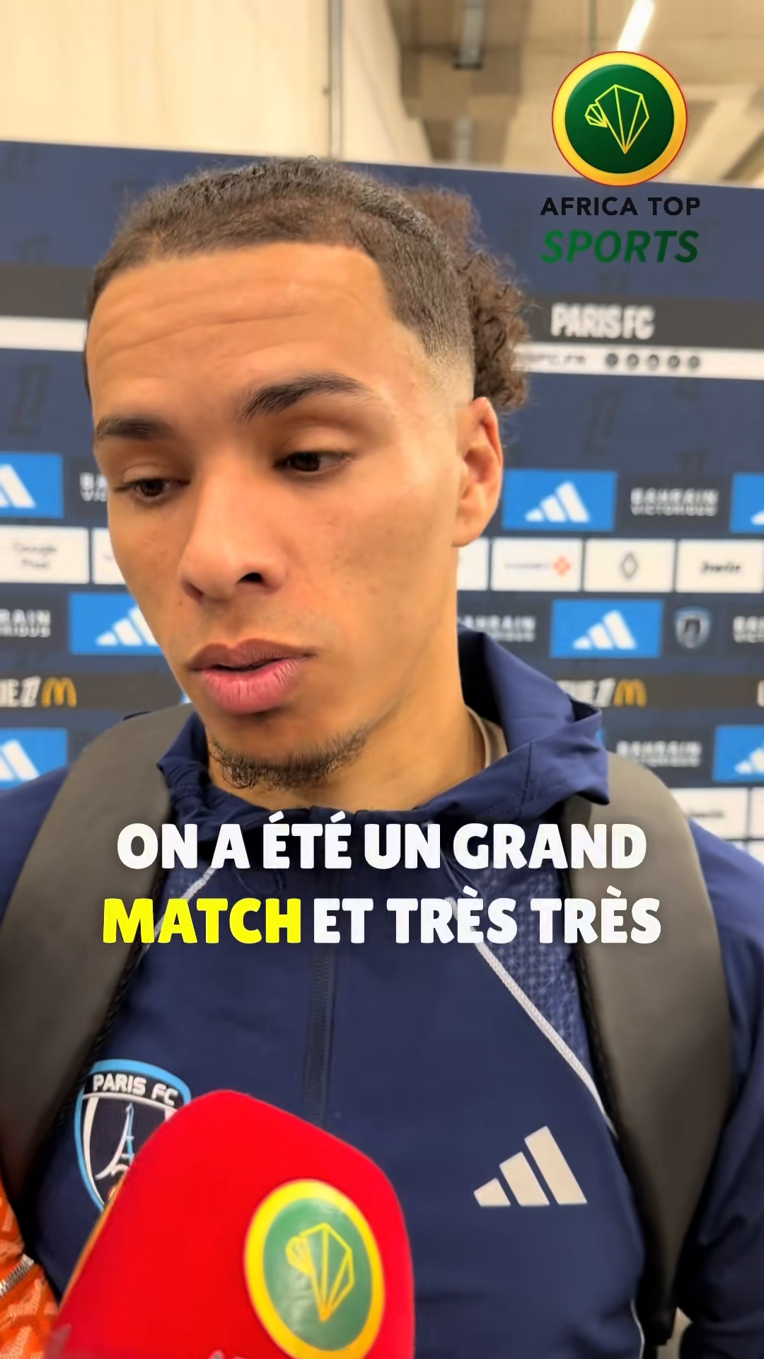🔵⚪️ Quand Antoine Kombouaré débarque pour nous taquiner juste avant n...
