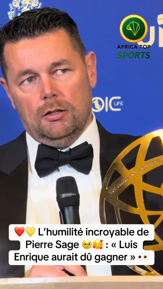 🗣️ Pierre Sage ❤️💛 après avoir remporté le trophée de meilleur entraî...